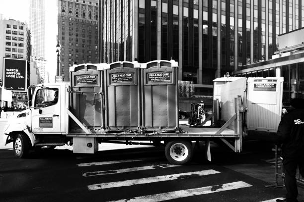 Best Construction site porta potty rental  in Armada, MI
